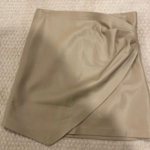 Mango mini skirt